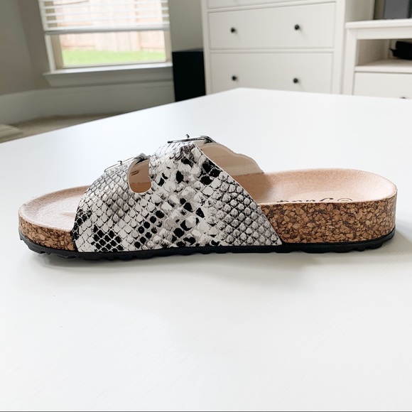 Forever Snake Print Sandals - Picture 3 of 7